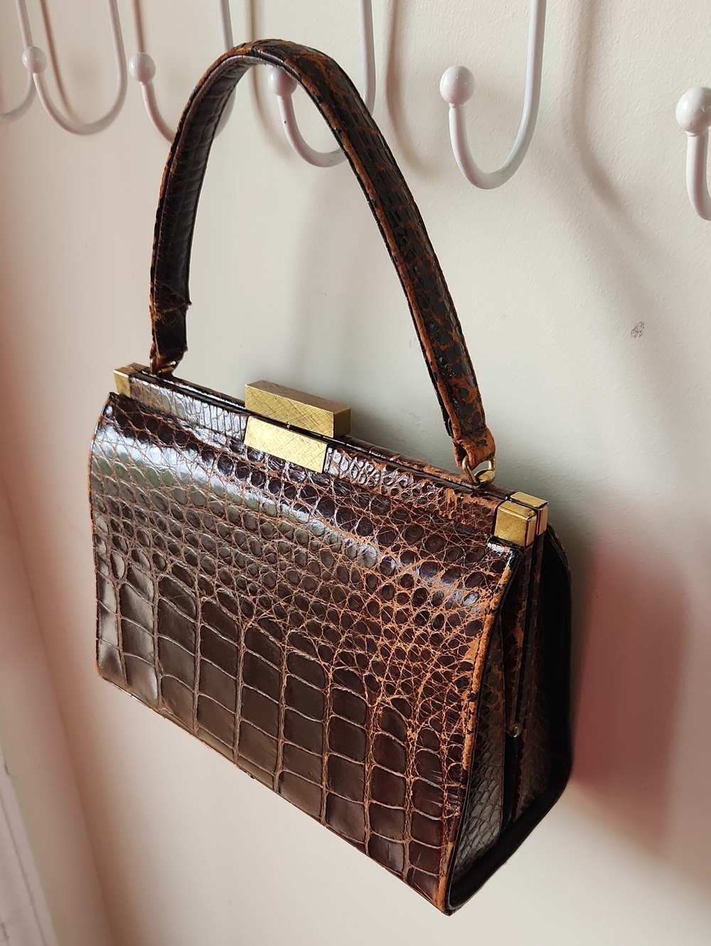 50's Palizzio Alligator or Liazard Brown Top Carry Purse